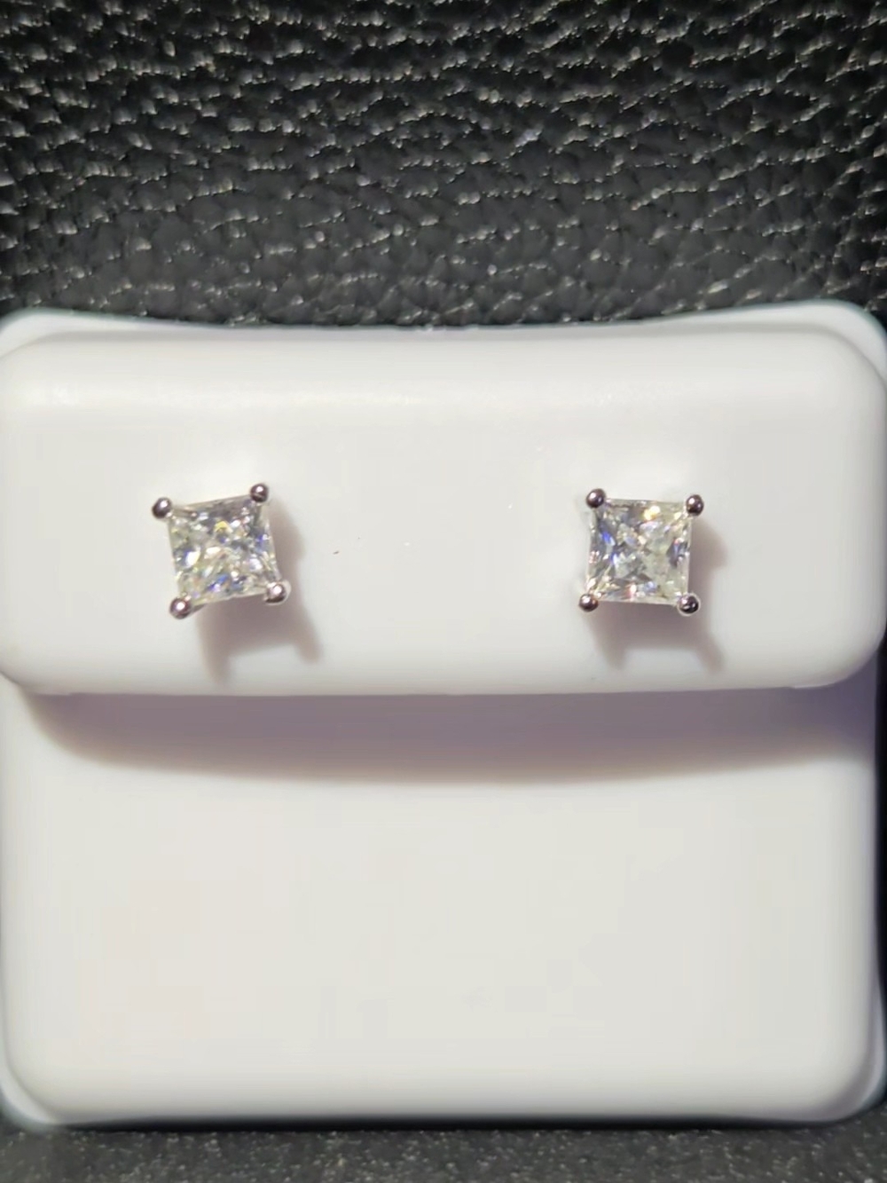 NWT 4mm Classic Princess Cut Moissanite Pushback Earrings 0.82ct